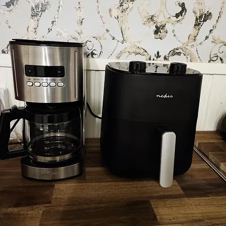 Kotimajoitukset Sinilaehteen Helmi